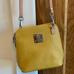 Medici Mustard Italian Leather Messenger Crossbody
